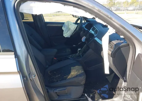 2024 Volkswagen Tiguan 2.0T Se R-Line Black из США, поврежденный, VIN 3VV8B7AXXRM233445